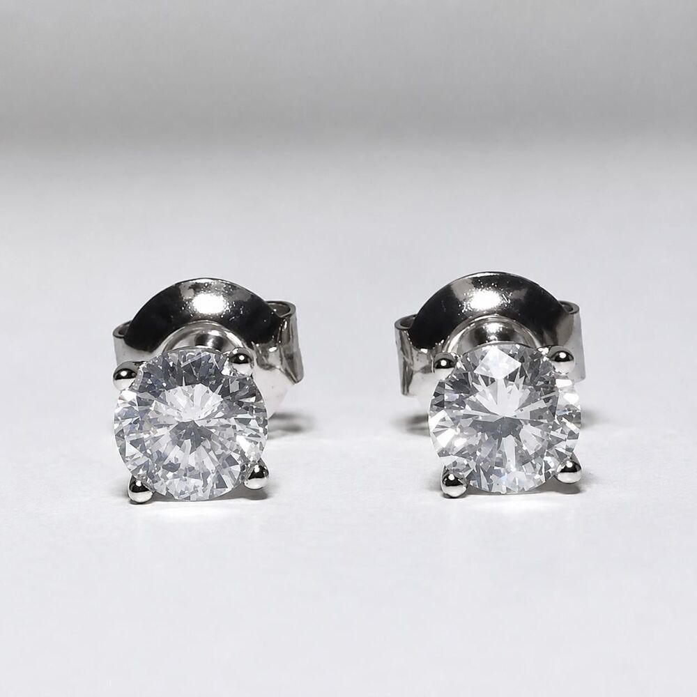Natural Diamond Stud Earrings 1.10ct, 14kt White Gold